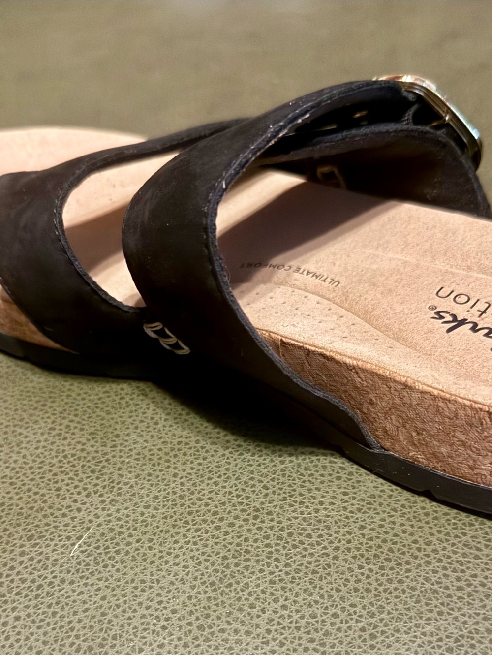 Clarks Double-Strap Toe-Thong Sandals, Size 8 - Picture 6 of 7